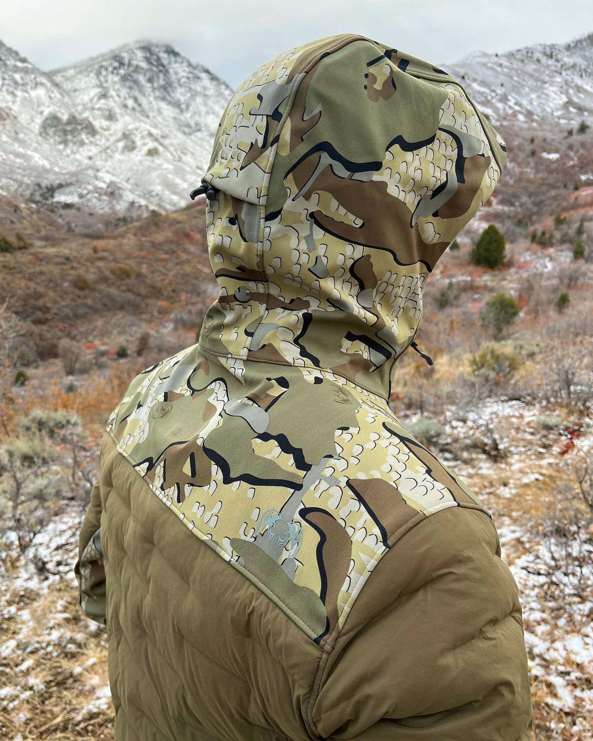 Axis Thermal Hybrid Hooded Jacket | Vias