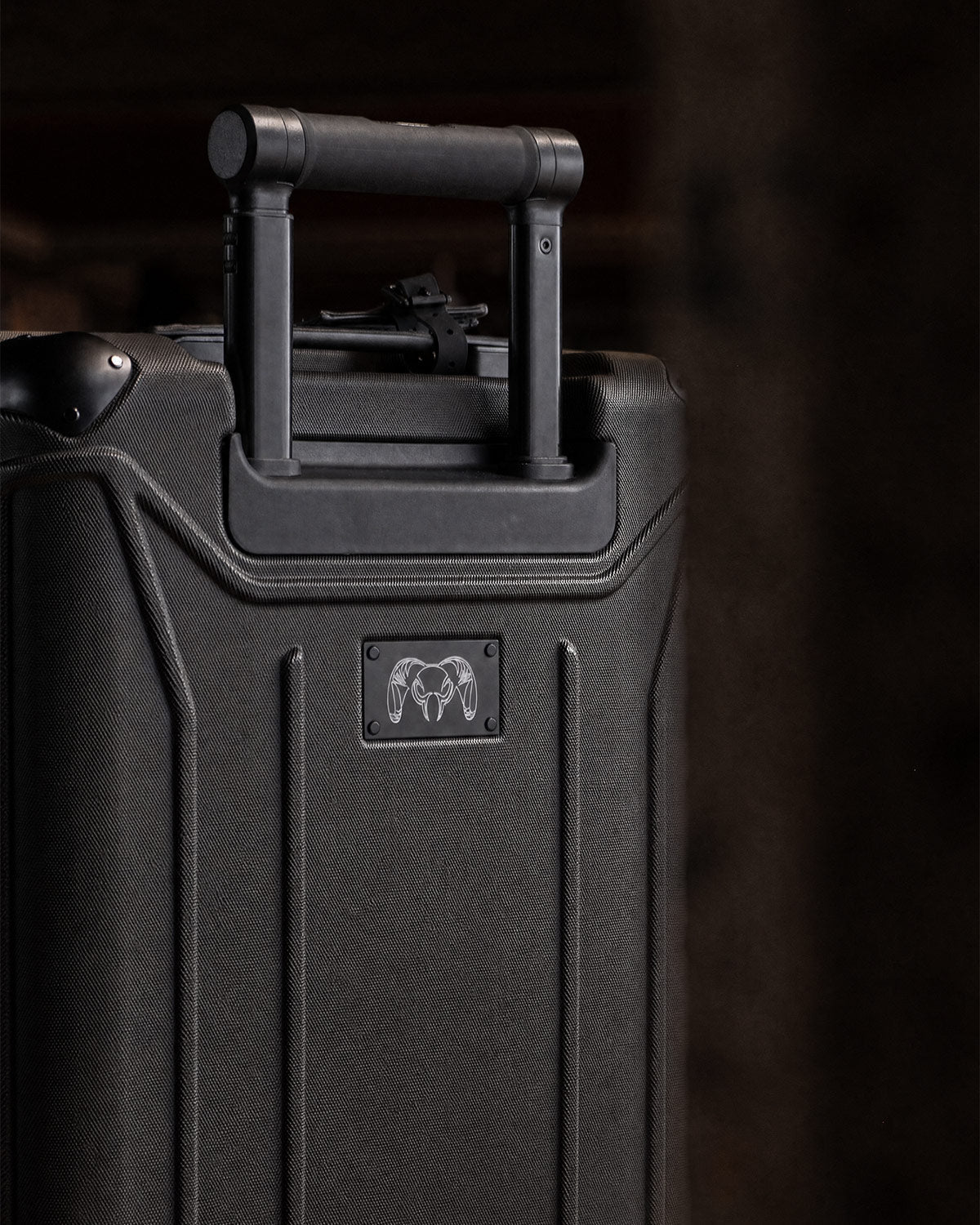 Hardline Spinner Carry-On | Black