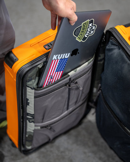 Hardline Spinner Carry-On | Black